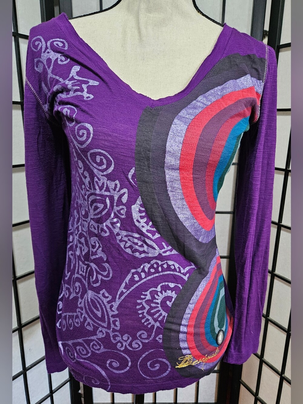 Women's Desigual Medium Purple Long Sleeve Bohemian Design Graphic Tee